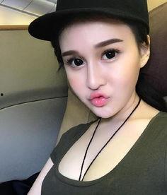 网红妞妞,从平凡女孩到网络红人的蜕变之路