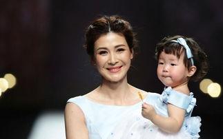 女主女明星男主总裁,女明星与总裁的甜蜜邂逅